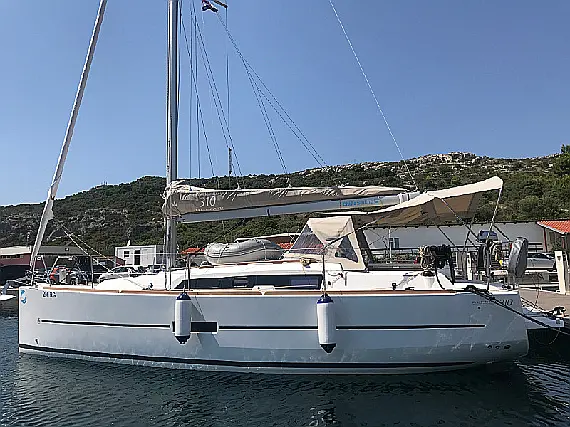 Dufour 310 Grand Large